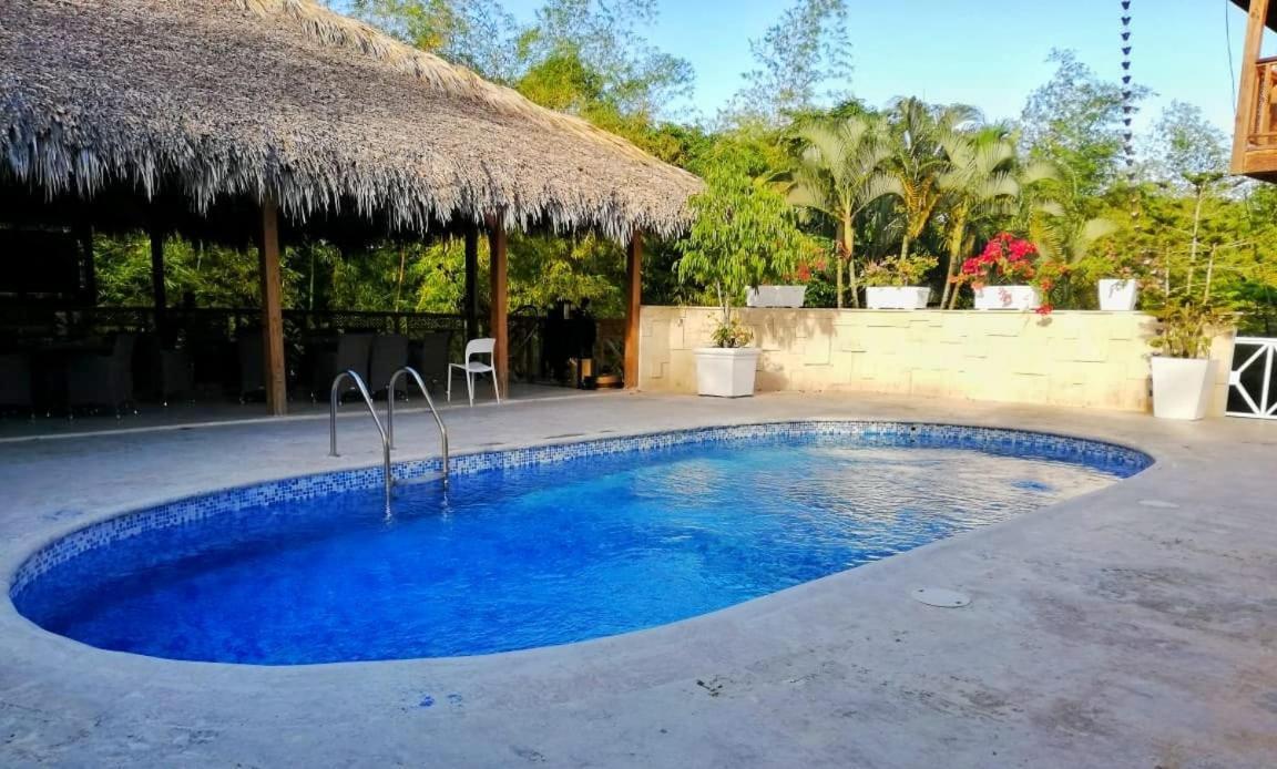 Hotel Villas Del Lago Nagua Exterior photo