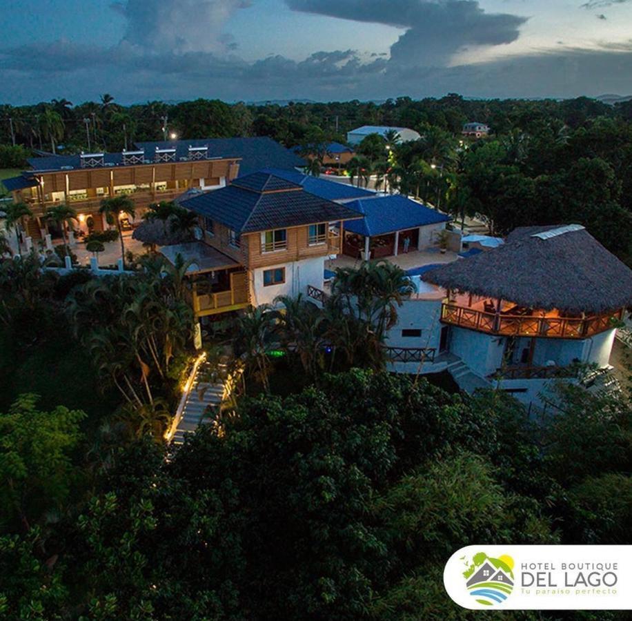 Hotel Villas Del Lago Nagua Exterior photo