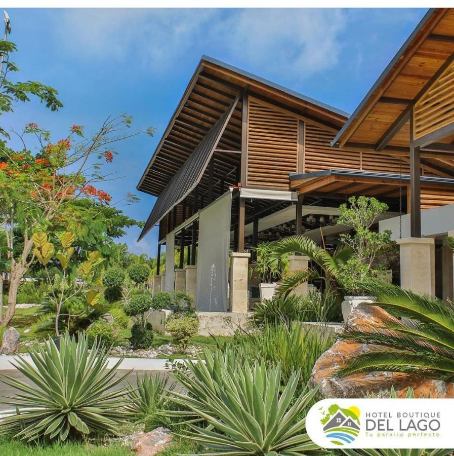 Hotel Villas Del Lago Nagua Exterior photo
