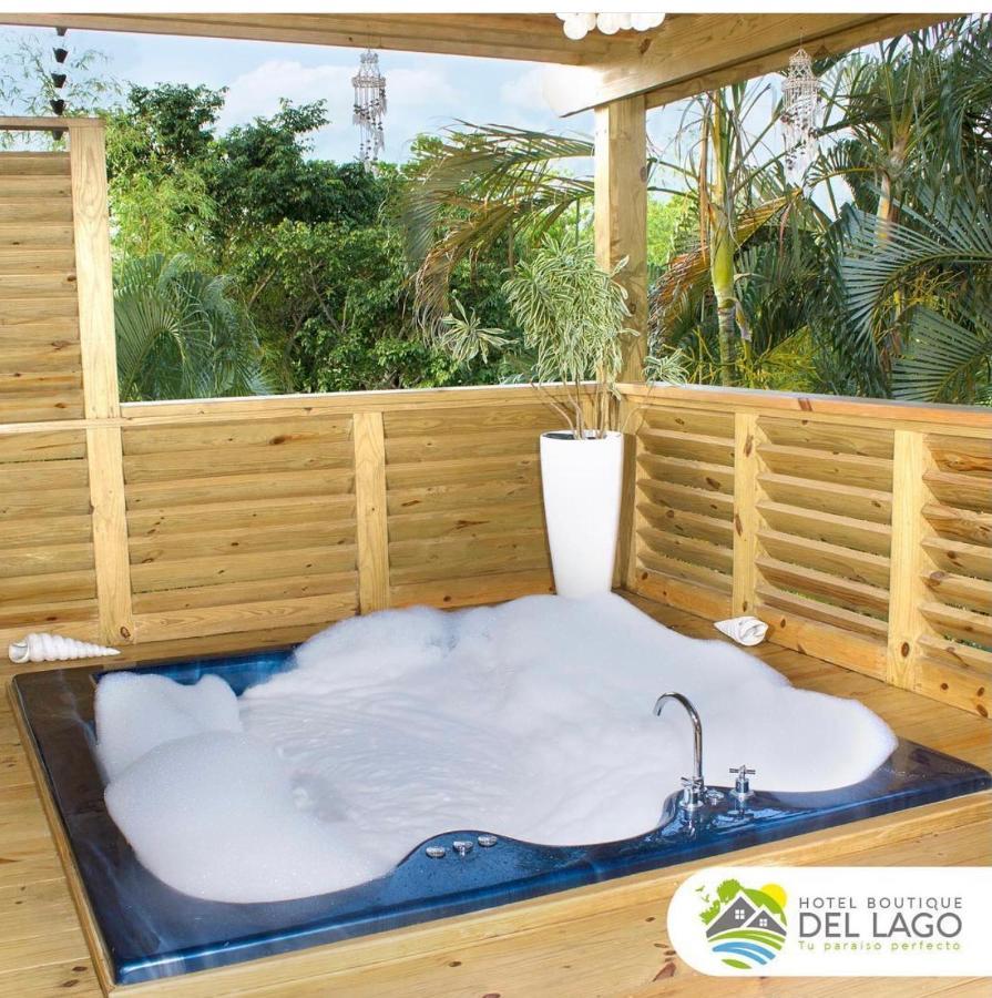 Hotel Villas Del Lago Nagua Exterior photo